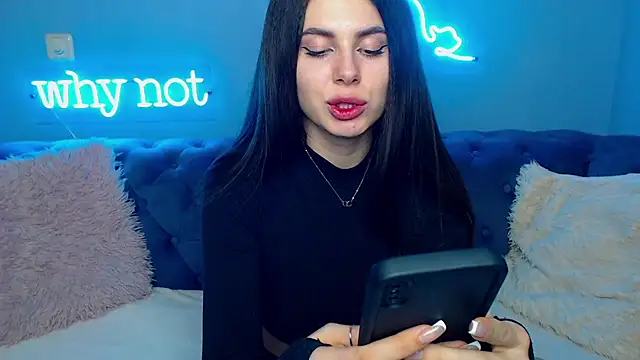 Snapshot of ViollinaLove chatting on January 2025 02:03:02 PM ViollinaLove online show from January 2025 02:03:02 PM