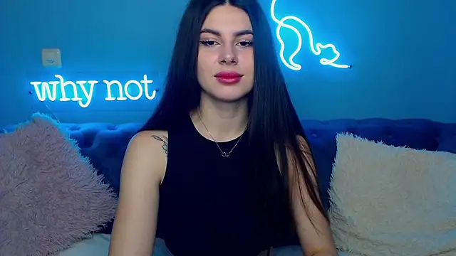 Snapshot of ViollinaLove chatting on January 2025 05:47:02 AM ViollinaLove online show from January 2025 05:47:02 AM