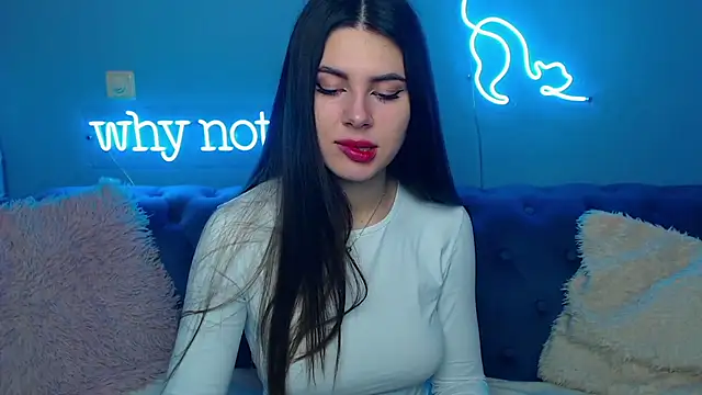Snapshot of ViollinaLove chatting on January 2025 05:51:02 AM ViollinaLove online show from January 2025 05:51:02 AM