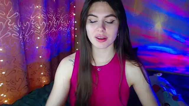 Snapshot of ViollinaLove chatting on February 2025 11:44:01 PM ViollinaLove online show from February 2025 11:44:01 PM