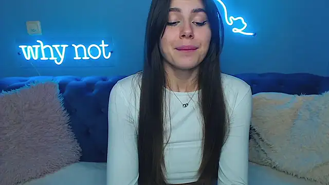 Snapshot of ViollinaLove chatting on February 2025 03:03:02 PM ViollinaLove online show from February 2025 03:03:02 PM