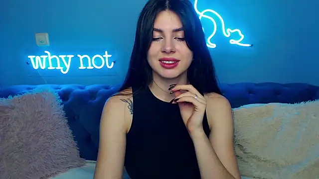 Snapshot of ViollinaLove chatting on March 2025 08:38:01 AM ViollinaLove online show from March 2025 08:38:01 AM