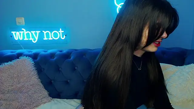 Snapshot of ViollinaLove chatting on March 2025 05:41:02 AM ViollinaLove online show from March 2025 05:41:02 AM