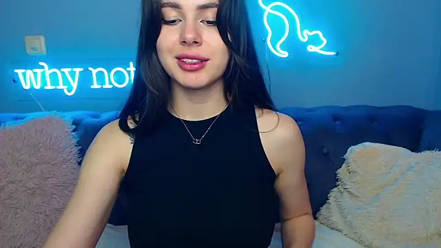 Snapshot of ViollinaLove chatting on March 2025 11:55:01 AM ViollinaLove online show from March 2025 11:55:01 AM