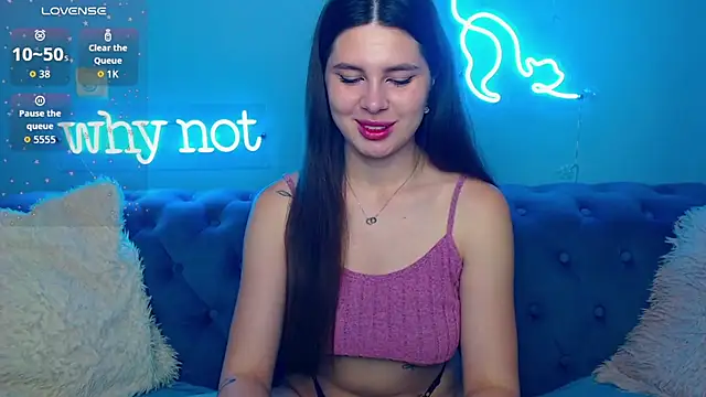 ViollinaLove online show from June 2026 04:52:02 AM