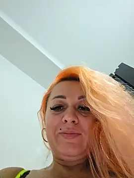 Ruxy42ETT online show from December 2025 05:02:02 AM