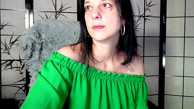  Sweetlonglips  online show from November 2025 06:23:01 AM