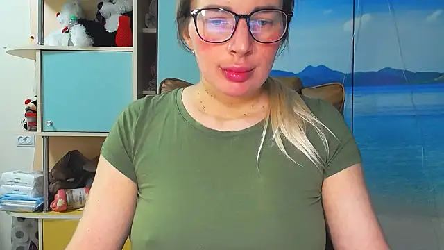 Snapshot of miaa_sunn chatting on November 2025 03:40:01 PM miaa sunn online show from November 2025 03:40:01 PM