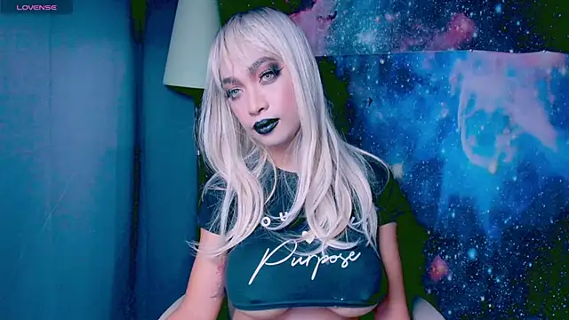 Snapshot of XXsexylongcockXX chatting on March 2025 03:35:02 AM XXsexylongcockXX online show from March 2025 03:35:02 AM