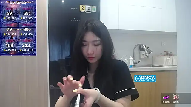 Snapshot of Asiagirll chatting on April 2026 01:03:01 AM Asiagirll online show from April 2026 01:03:01 AM