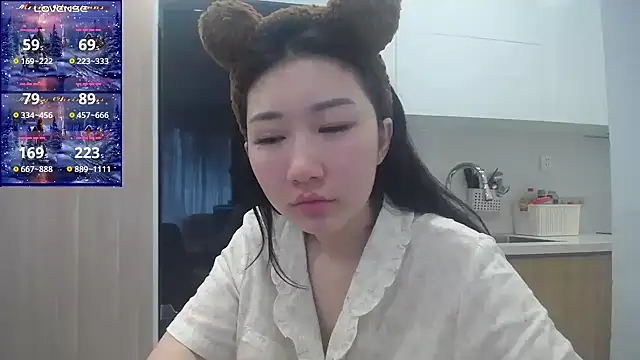 Snapshot of Asiagirll chatting on April 2026 02:23:01 AM Asiagirll online show from April 2026 02:23:01 AM