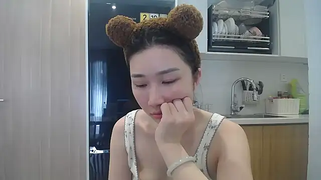 Snapshot of Asiagirll chatting on June 2026 12:32:02 AM Asiagirll online show from June 2026 12:32:02 AM