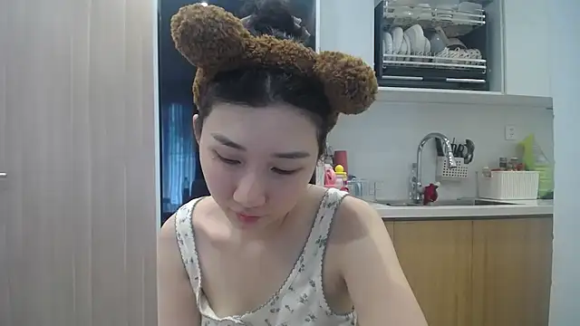 Snapshot of Asiagirll chatting on June 2026 02:53:01 AM Asiagirll online show from June 2026 02:53:01 AM