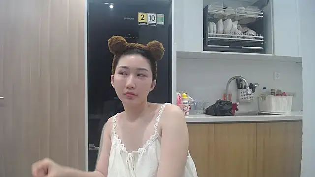 Snapshot of Asiagirll chatting on June 2026 03:24:02 PM Asiagirll online show from June 2026 03:24:02 PM