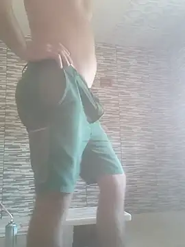 Rolandxxxr online show from September 2025 11:23:01 AM