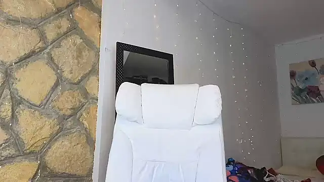 Ana D online show from February 2025 01:37:01 AM