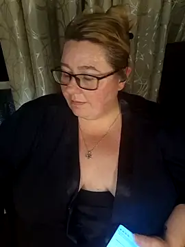 Iceprincess2bad4u online show from March 2026 06:13:01 PM