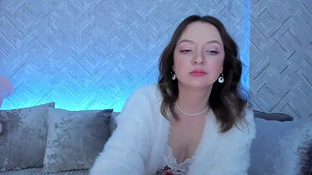 EvaBarsa  online show from November 2025 02:43:01 AM