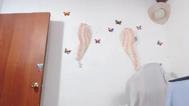 Snapshot of angie_tssex chatting on March 2025 12:45:01 PM angie tssex online show from March 2025 12:45:01 PM