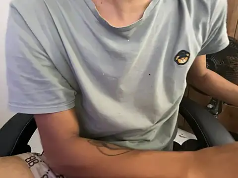 Max TheHorseDick online show from January 2025 02:17:01 AM