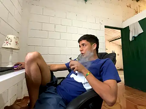 Max TheHorseDick online show from November 2025 09:03:02 PM