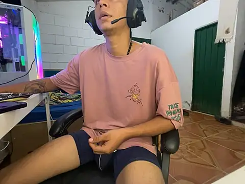 Max TheHorseDick online show from April 2026 10:29:02 PM