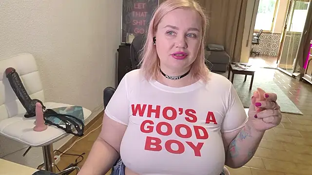 Snapshot of MargotGrey chatting on February 2026 10:14:02 AM MargotGrey online show from February 2026 10:14:02 AM