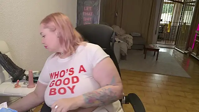 Snapshot of MargotGrey chatting on February 2026 08:46:01 AM MargotGrey online show from February 2026 08:46:01 AM