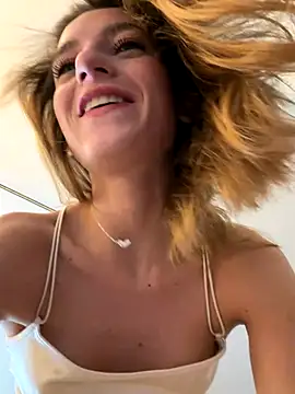 -AngelAri- online show from November 2025 09:11:01 AM