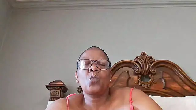 SEXYBOOBSNASS online show from February 2025 06:57:01 AM