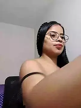 charlotte moineau online show from January 2025 09:23:02 PM