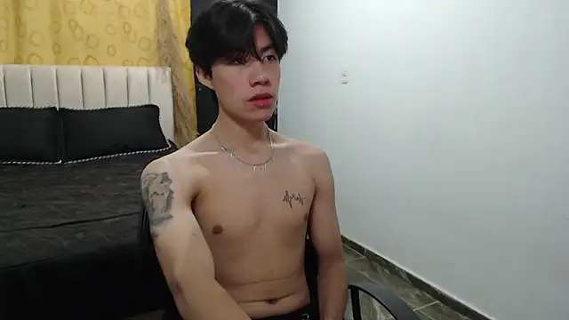 Elio-cam online show from December 2024 08:02:01 AM