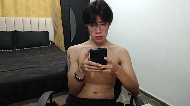 Elio-cam online show from January 2025 07:32:02 AM