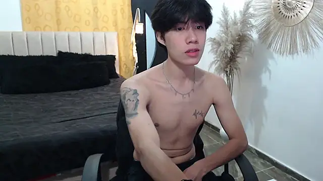 Elio-cam online show from September 2025 02:44:02 AM