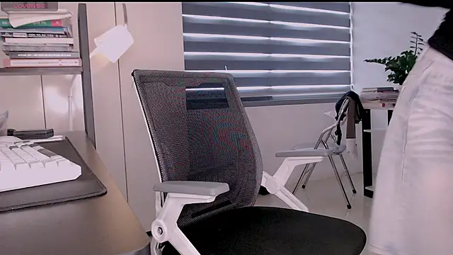 Shyn   online show from February 2026 03:49:02 AM