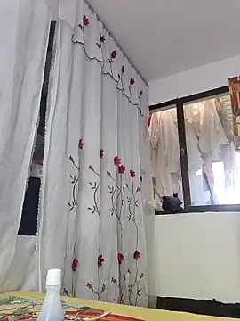 karlythothxh online show from October 2025 05:30:01 PM