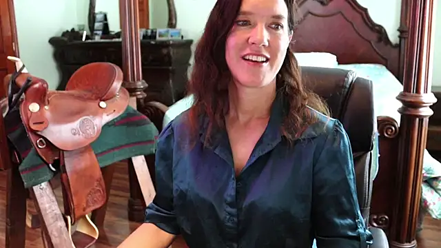 thornburyrose online show from December 2025 07:23:02 PM