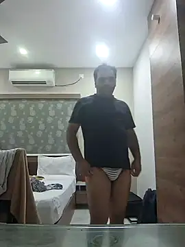 Snapshot of kaustubh45 chatting on January 2025 12:57:02 PM kaustubh45 online show from January 2025 12:57:02 PM