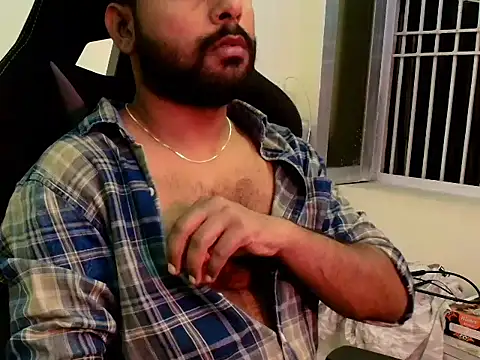 Snapshot of SHENOY3 chatting on May 2026 06:57:01 PM SHENOY3 online show from May 2026 06:57:01 PM
