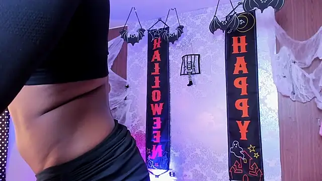 kelly thomson online show from October 2025 10:15:01 PM