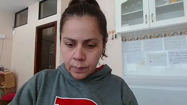 Sara Brandon online show from September 2025 04:31:02 PM