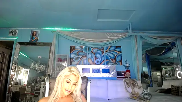 Snapshot of ADRIANNA_FOX chatting on February 2025 11:00:02 AM ADRIANNA FOX online show from February 2025 11:00:02 AM