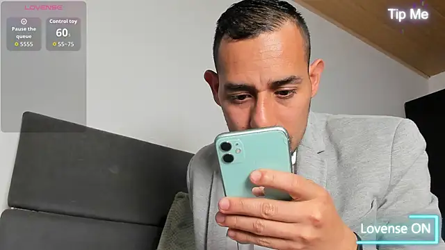 jhonyalzate2 online show from July 2026 02:07:01 AM