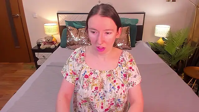 Snapshot of CatherineWalls chatting on March 2026 03:54:02 AM CatherineWalls online show from March 2026 03:54:02 AM