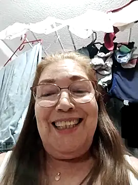 Snapshot of Vicky_Rosse chatting on December 2025 09:20:01 PM Vicky Rosse online show from December 2025 09:20:01 PM