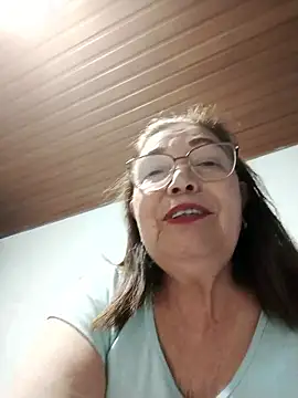 Snapshot of Vicky_Rosse chatting on January 2026 09:19:01 PM Vicky Rosse online show from January 2026 09:19:01 PM