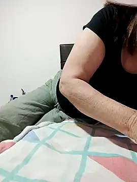 Snapshot of Vicky_Rosse chatting on February 2026 09:52:01 PM Vicky Rosse online show from February 2026 09:52:01 PM