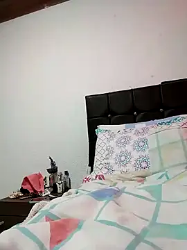 Snapshot of Vicky_Rosse chatting on February 2026 08:36:01 PM Vicky Rosse online show from February 2026 08:36:01 PM