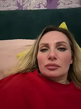 Snapshot of AngelOxy chatting on January 2025 08:36:02 PM AngelOxy online show from January 2025 08:36:02 PM