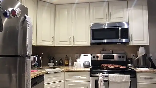 BigGuyMuscle online show from February 2026 06:58:02 PM